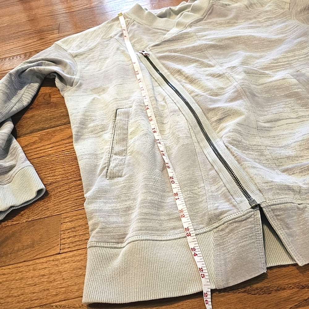 Lululemon Mula Asymmetrical Bundle Wrap Moto Jacket Zip Up Sweatshirt - Size M - Picture 15 of 16